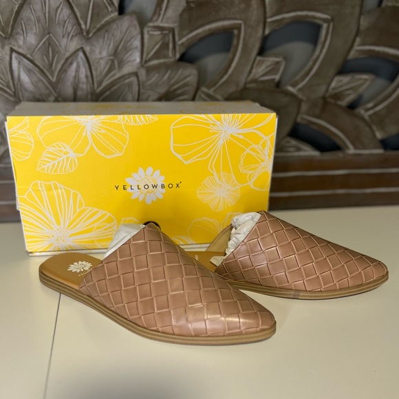 Mules - Picture 2 of 2